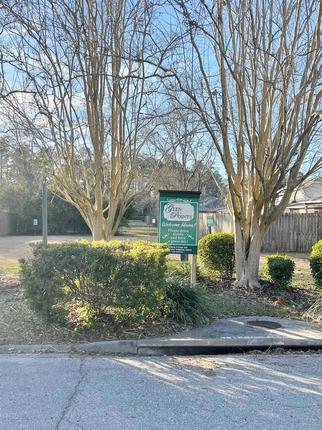 Building Photo - 4112 Mission Trace Blvd