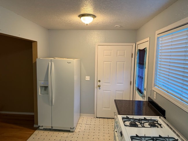 Foto del edificio - 17609 SE Stark St