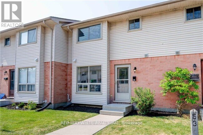 Photo du bâtiment - 355-UNIT355 Sandringham Crescent