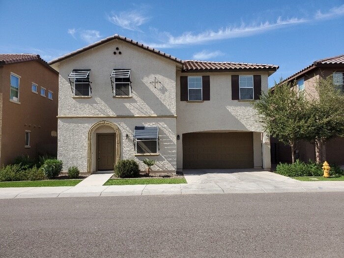 Beautiful Home in Gilbert 3 bedrooms+Loft House Rental in Gilbert, AZ