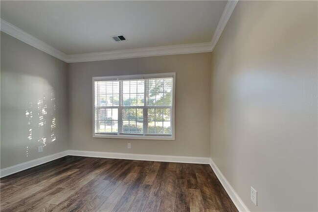 Building Photo - 755 Willowwind Dr
