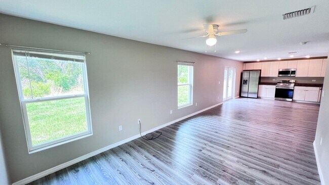 Foto del edificio - Incredible 3 Bedroom, 2 Bathroom Home in M...