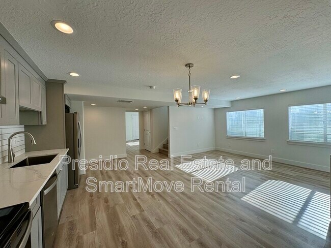 Foto del edificio - 13538 Dawes Ln