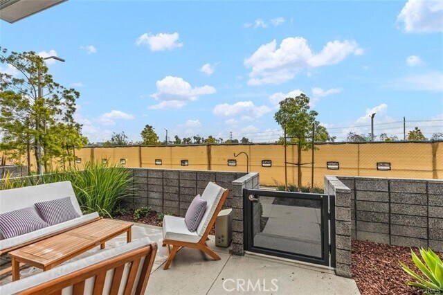 Foto del edificio - 2245 Skylar Pl