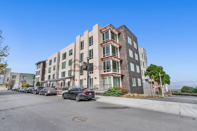 Building Photo - 10 Innes Ct