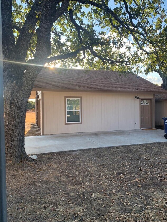 Primary Photo - 119 Faubion Dr