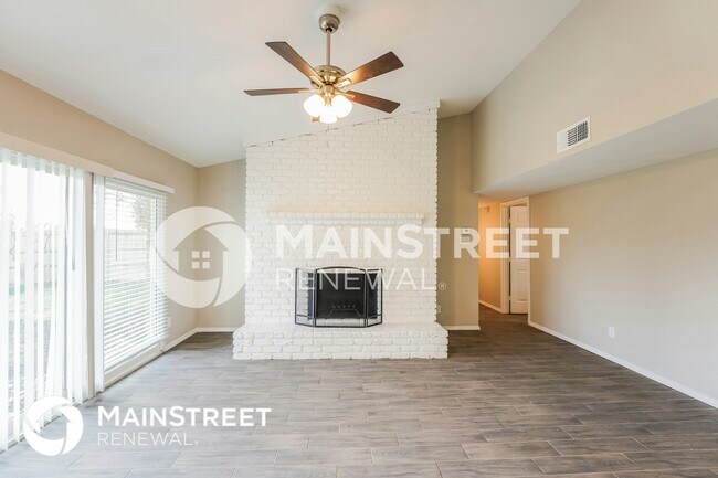 Foto del edificio - 5038 Overcrest Dr