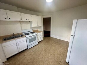 Building Photo - 53 S Balch St