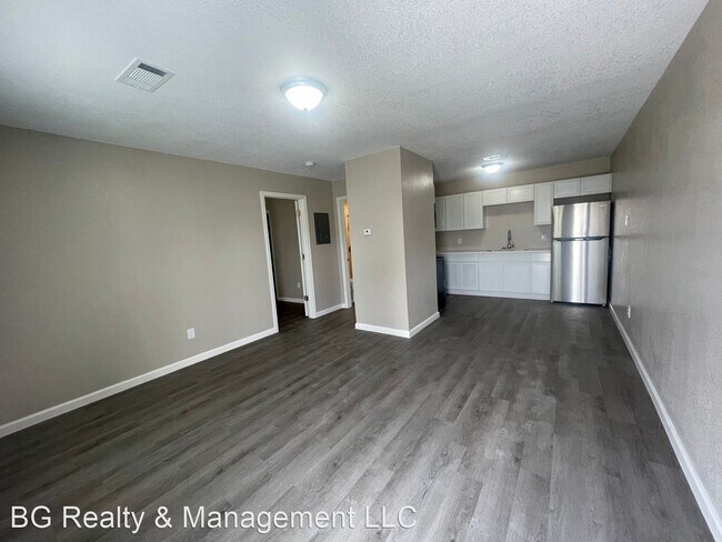 Foto del edificio - 1 br, 1 bath House - 909 Mulberry Street 8