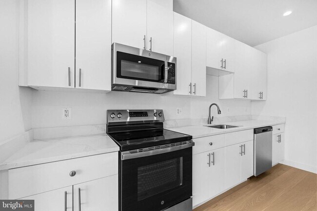 Foto del edificio - 2532 Elvans Rd SE