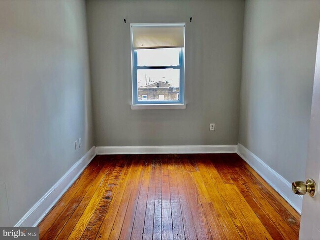Foto del edificio - 2635 E Lehigh Ave