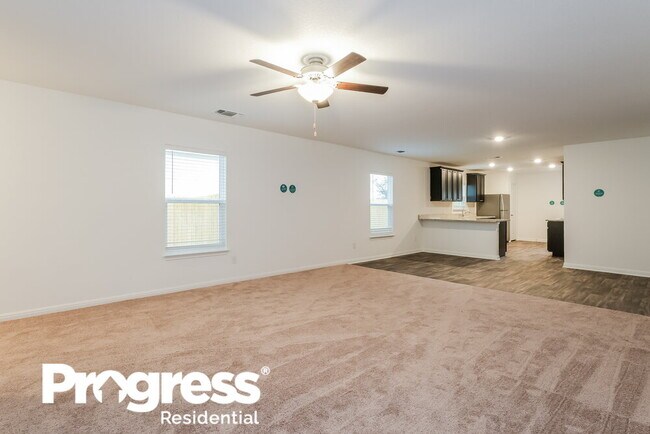 Building Photo - 137 Scarborough Bnd