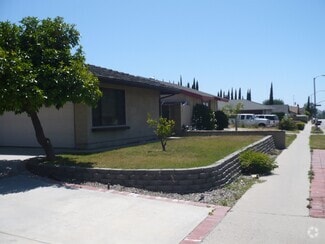 Building Photo - 2264 Cochran St