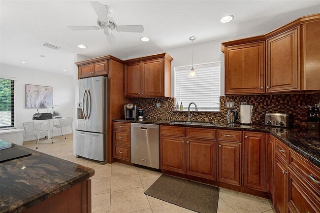 Building Photo - 6660 Schooner Bay Cir