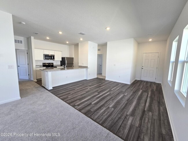 Building Photo - 12101 Kelly Ann Lp