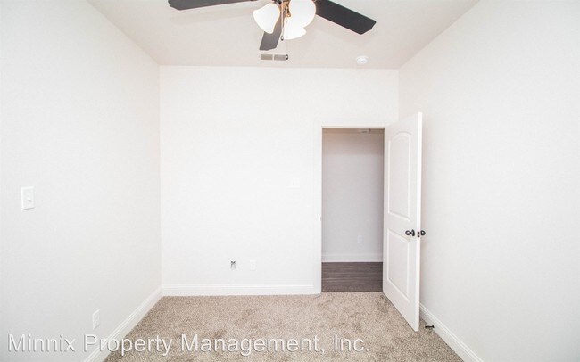 Building Photo - 1702 102nd St