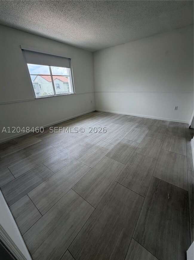 Building Photo - 1175 NW 123rd Pl
