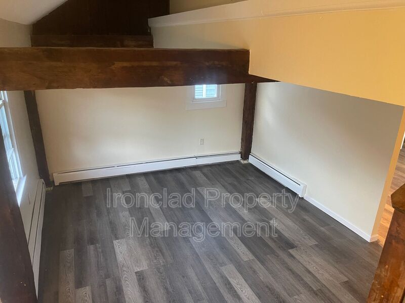 84 Mill St Unit Floor 2, Middletown, CT 06457 Condo for Rent in