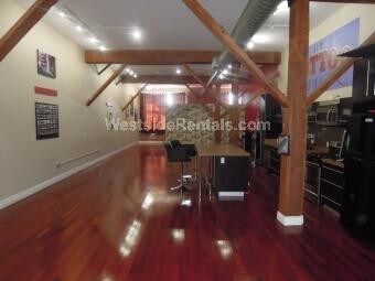 Foto principal - 652 Mateo St