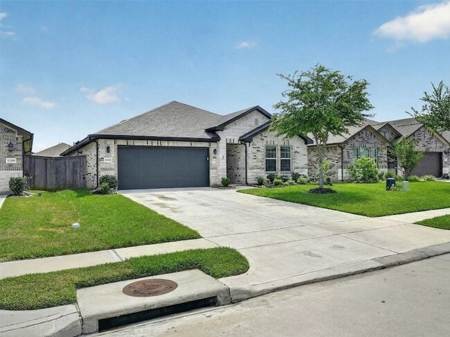 Building Photo - 10109 Waterwall Ln