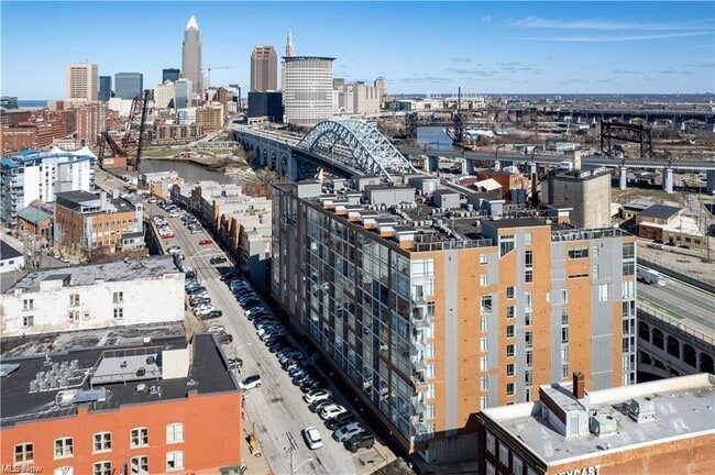 Building Photo - 2222 Detroit Ave