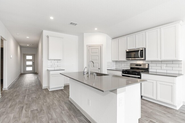 Foto del edificio - 14826 Cold Water Dr