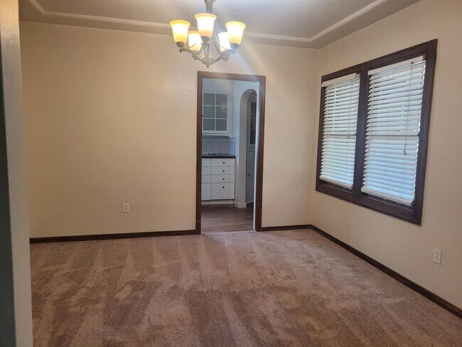 Building Photo - Curtis Park area 3 bedroom