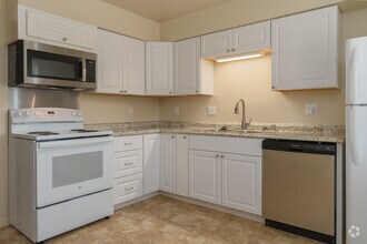 2BR, 1BA - 700SF - Kitchen - Sunrise Apartments