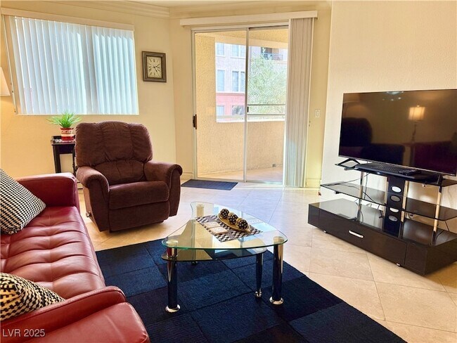 Foto del edificio - 270 E Flamingo Rd