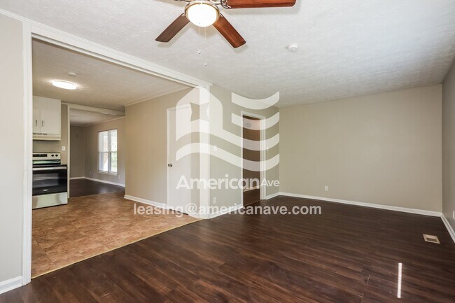 Foto del edificio - 2557 Saratoga Dr