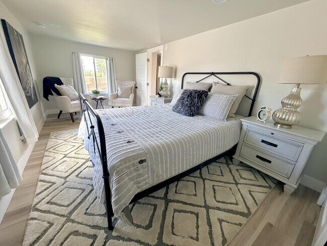 Photo - $2,420.95 with $300 Cleaning Voucher 2 Beds - 1 Bath, Single Family Home in Englewood with Privat...