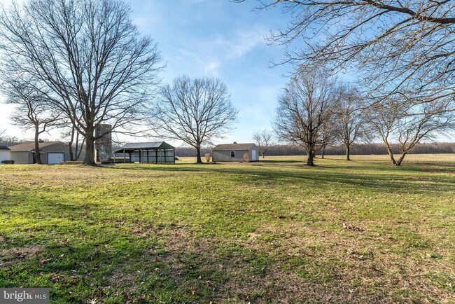 Building Photo - 410 Aldots Ln