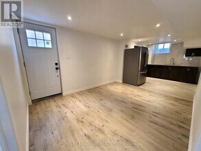Building Photo - 26 Fieldwood Dr