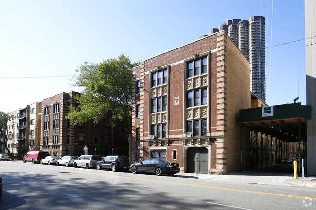 Building Photo - 510-34 W. Addison St.