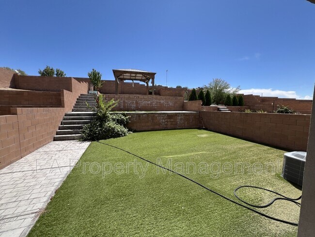 Foto del edificio - 12036 Monachos Rd SE