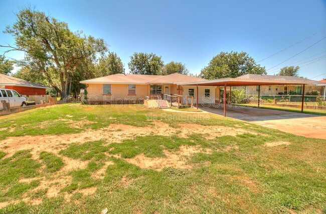 Photo - 8712 NE 25th St House