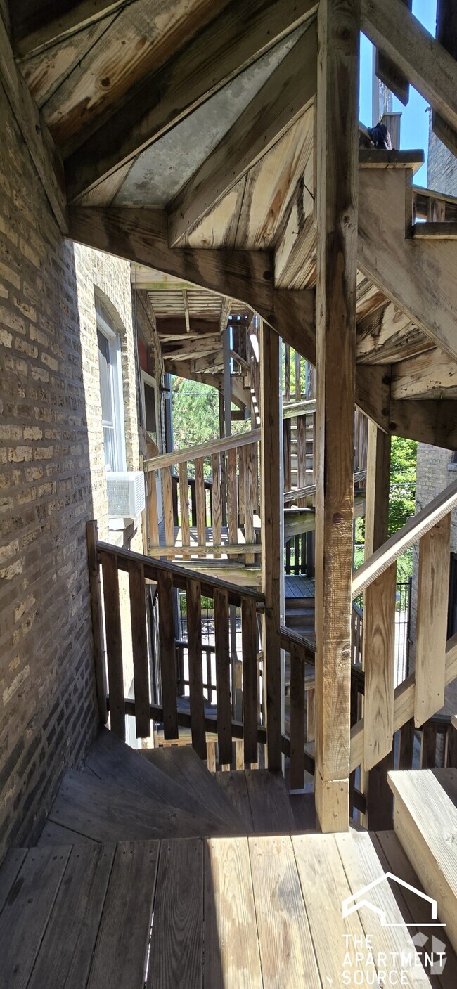 Building Photo - 4931 N Whipple St