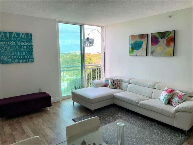 Foto del edificio - 3000 Coral Wy
