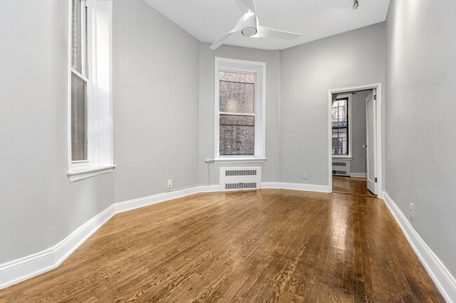 Photo - 120 E 83rd St Apartment