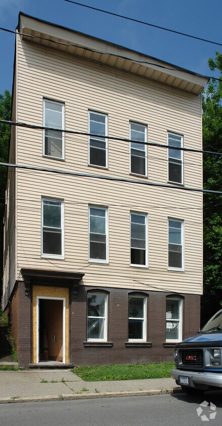 Foto del edificio - 40 Central Ave