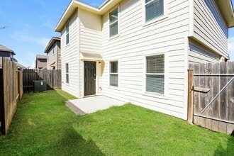 Building Photo - 18551 Rock Flats Ravine Dr