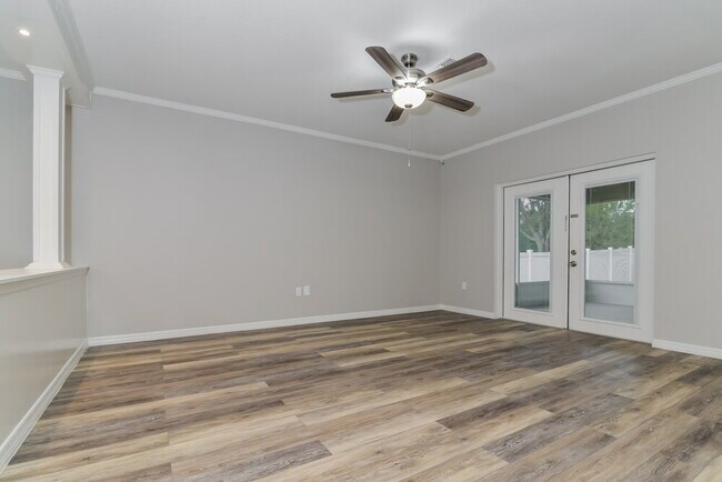 Foto del edificio - 2111 Waseca Ln