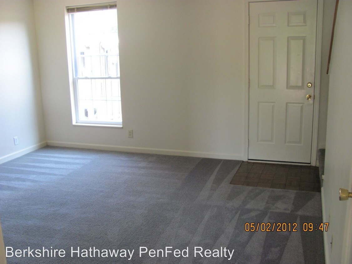 1901 Old Russellville Pike, Clarksville, TN 37043 Condo for Rent in