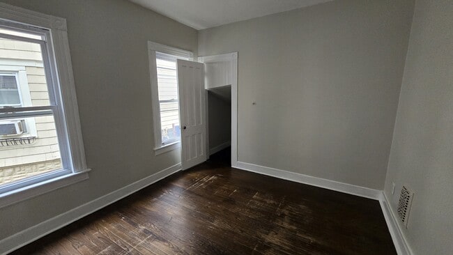 Building Photo - 1165 Noble Ave