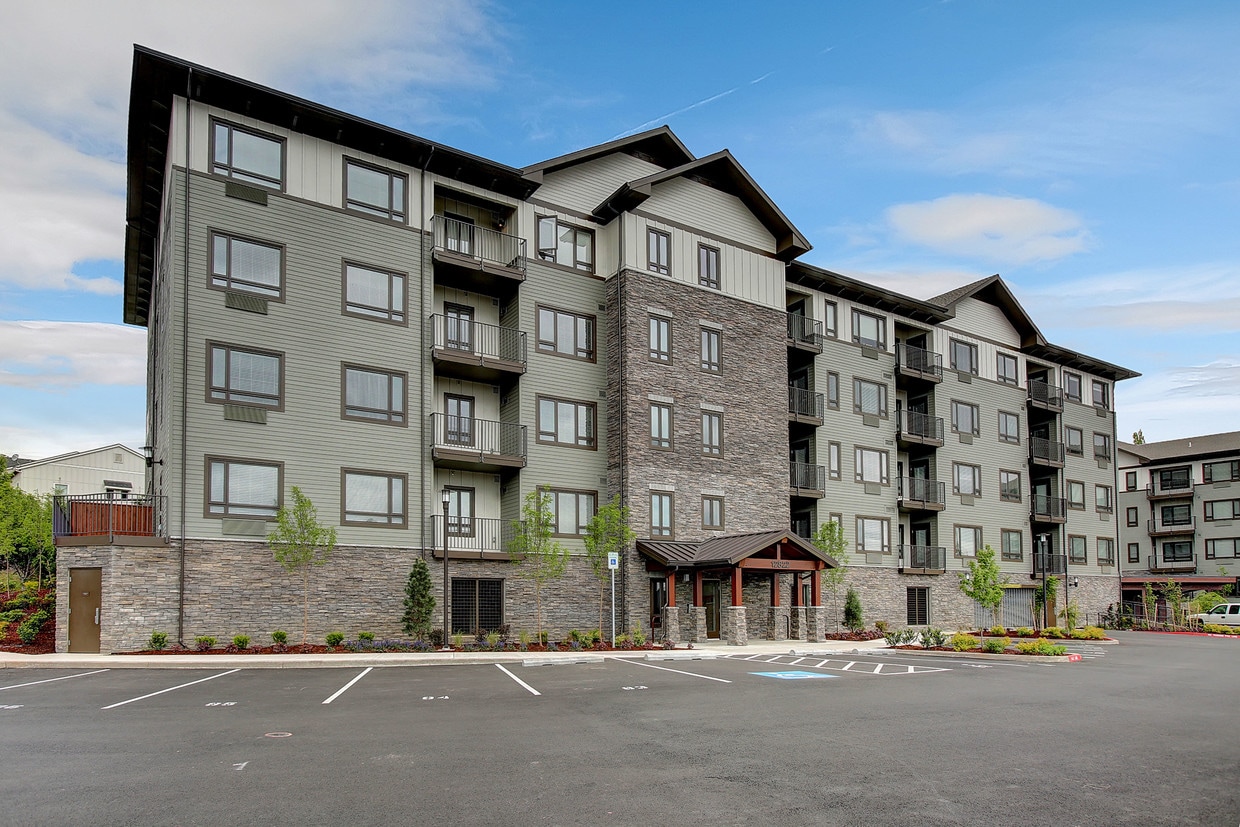 Misty Ridge Apartments Happy Valley, OR