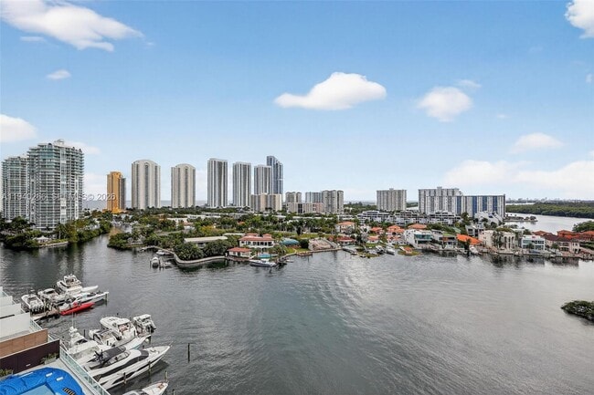 Foto del edificio - 400 Sunny Isles Blvd