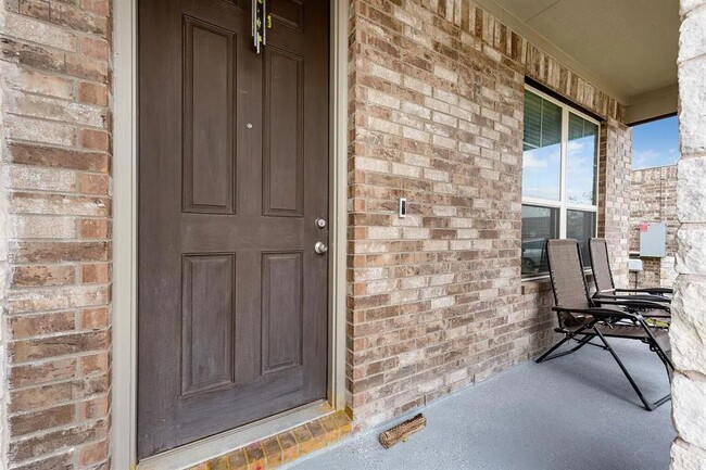 Foto del edificio - 3728 Mineral Dr