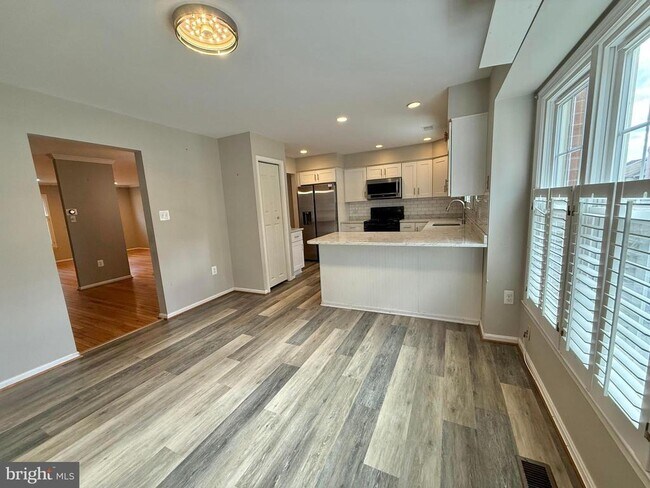 Foto del edificio - 7773 Shootingstar Dr