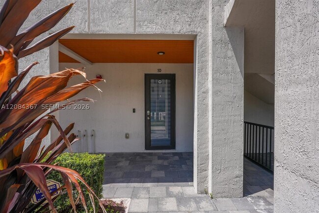 Building Photo - 10455 NW 82nd St