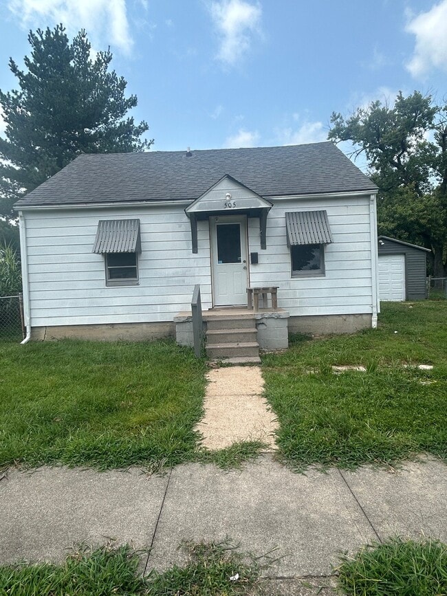 Building Photo - 505 NW 7th St